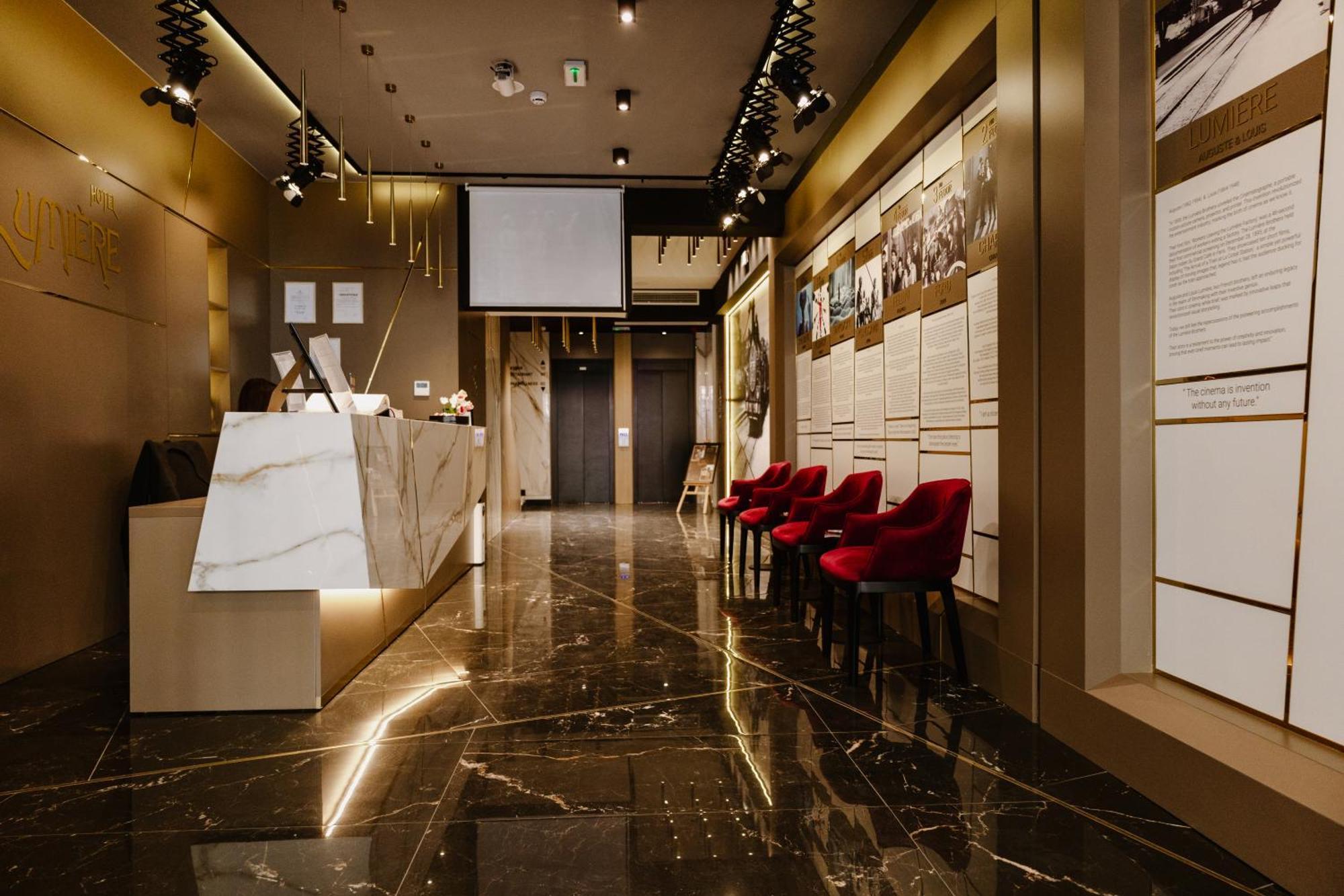 בלגרד Lumiere Hotel מראה חיצוני תמונה
