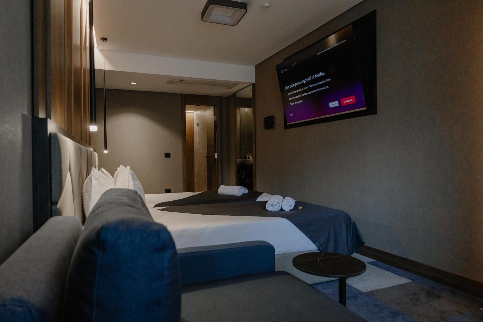 בלגרד Lumiere Hotel מראה חיצוני תמונה