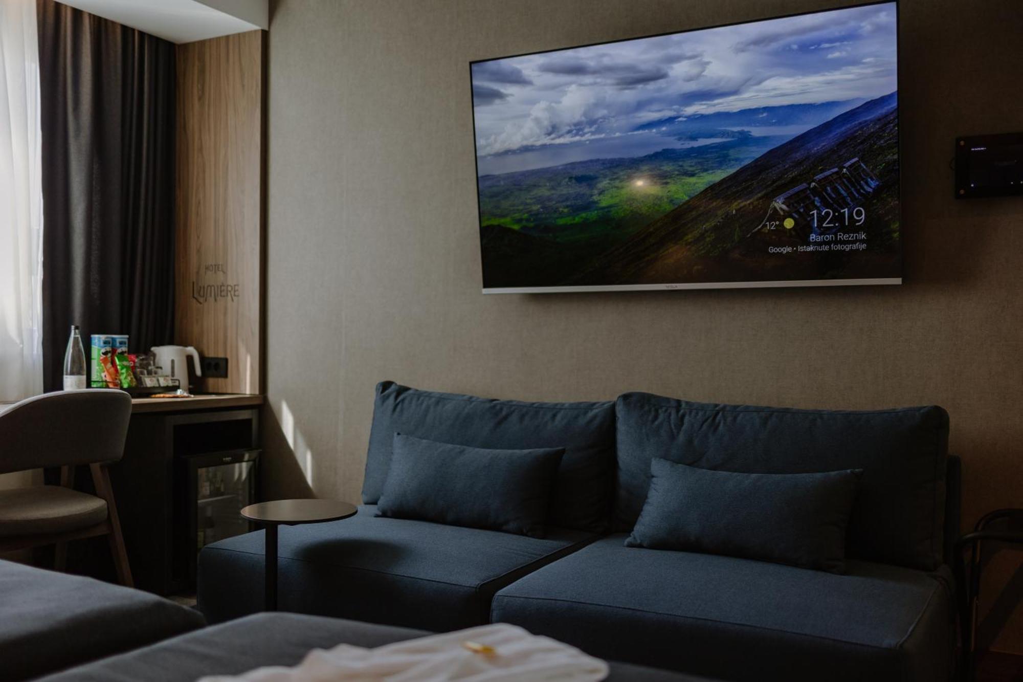 בלגרד Lumiere Hotel מראה חיצוני תמונה